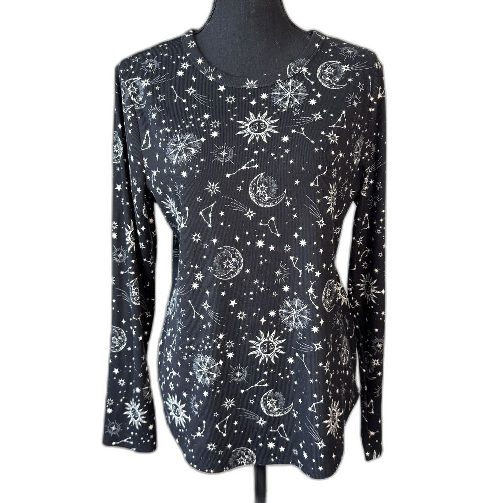 Size XXL No Boundaries thermal long sleeve celestial top sun moon stars